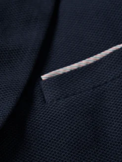 Blazer piqué com detalhes em vermelho|LION OF PORCHES Store
