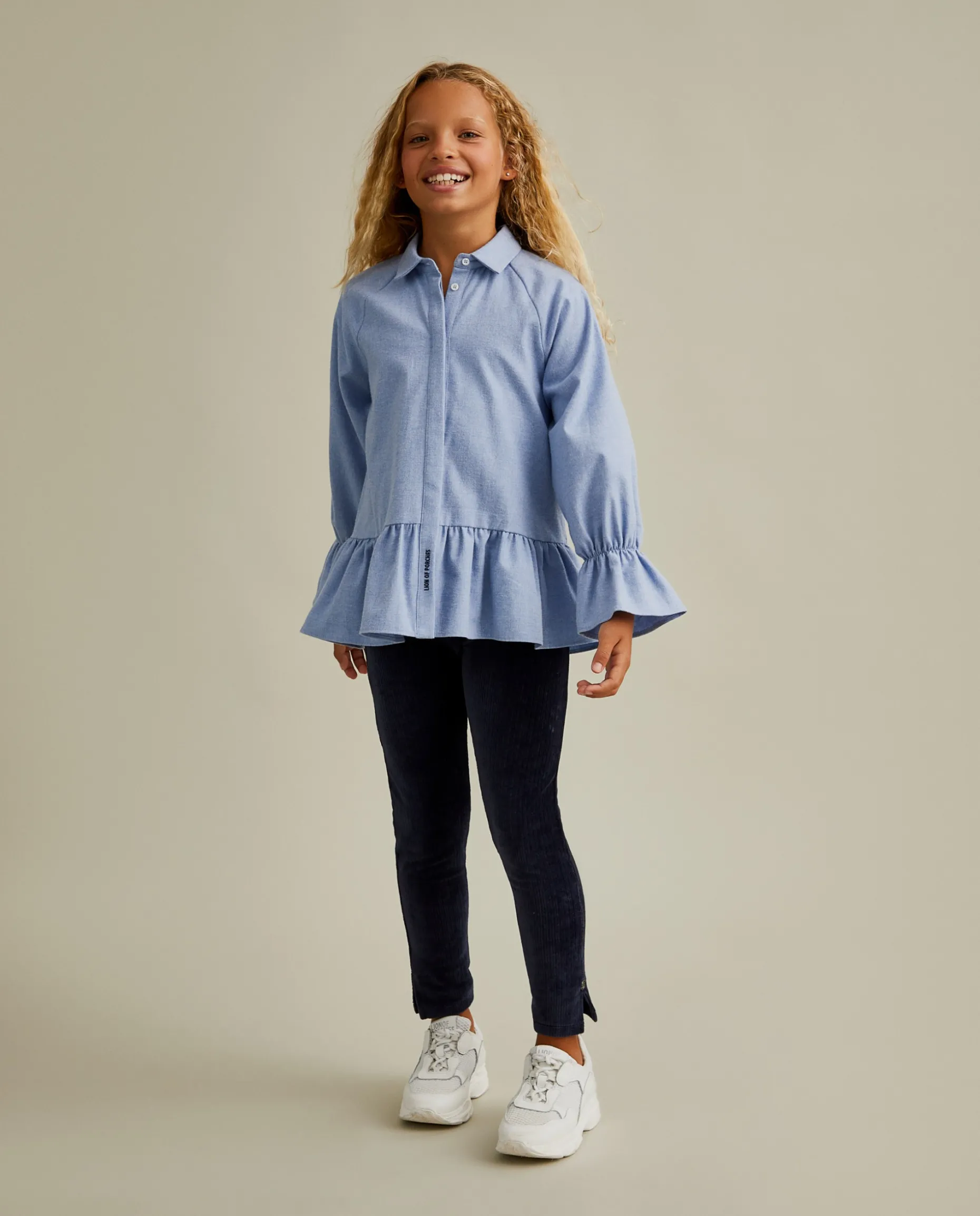 Blusa de manga comprida com folhos|LION OF PORCHES Store