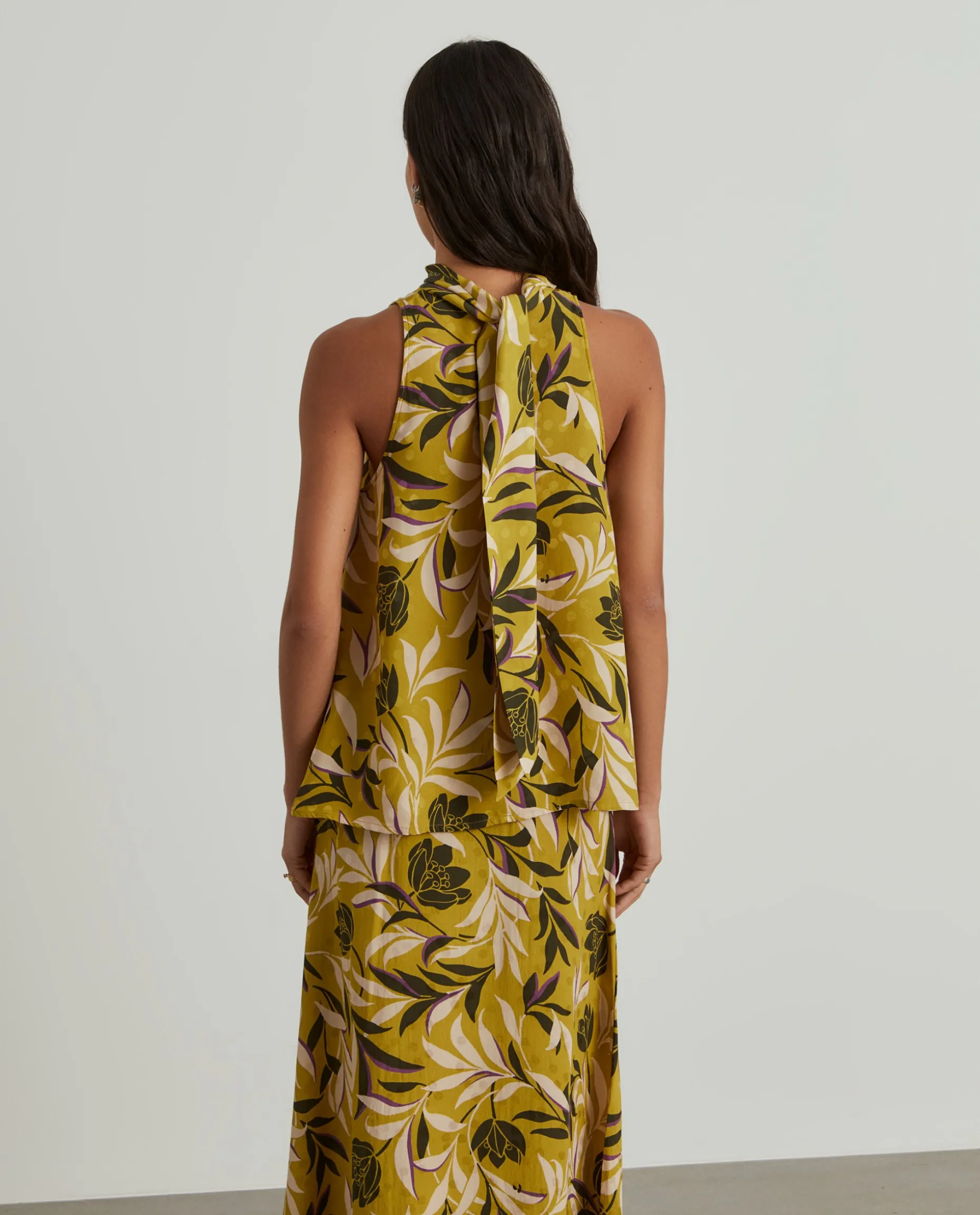 Blusa tropical sem mangas|LION OF PORCHES Online