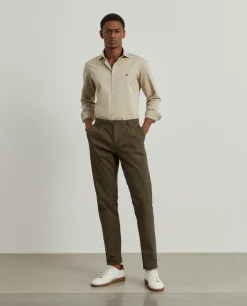 Calças chino regular fit com pregas|LION OF PORCHES Fashion