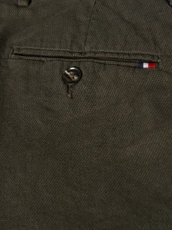 Calças chino regular fit com pregas|LION OF PORCHES Fashion