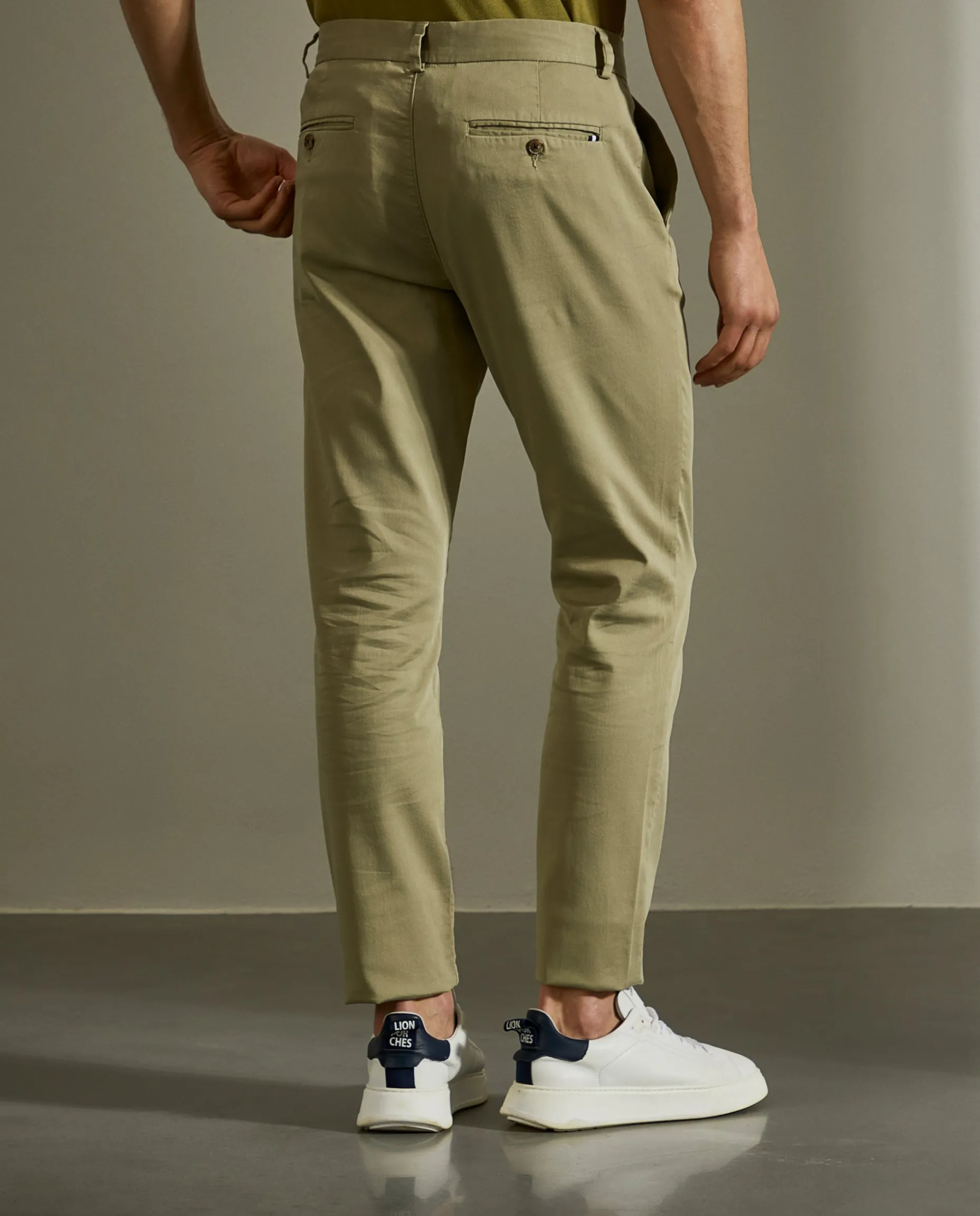 Calças chino slim fit|LION OF PORCHES Online