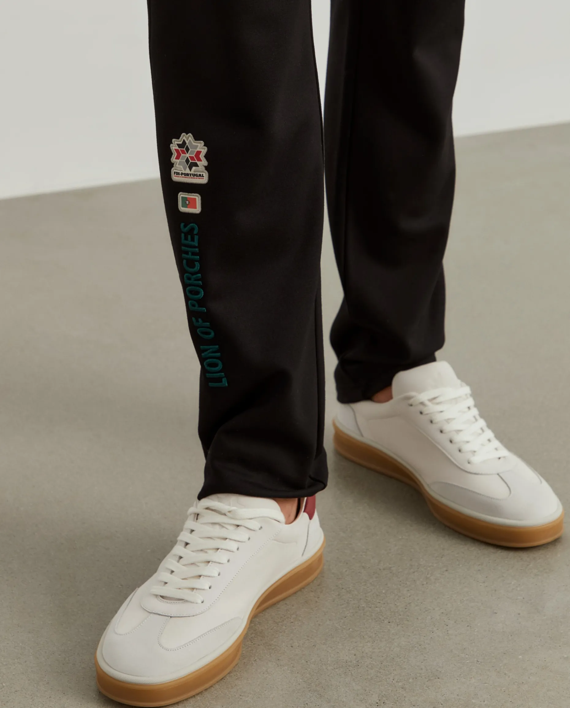 Calças jogger com cordões Lion x FDI|LION OF PORCHES New