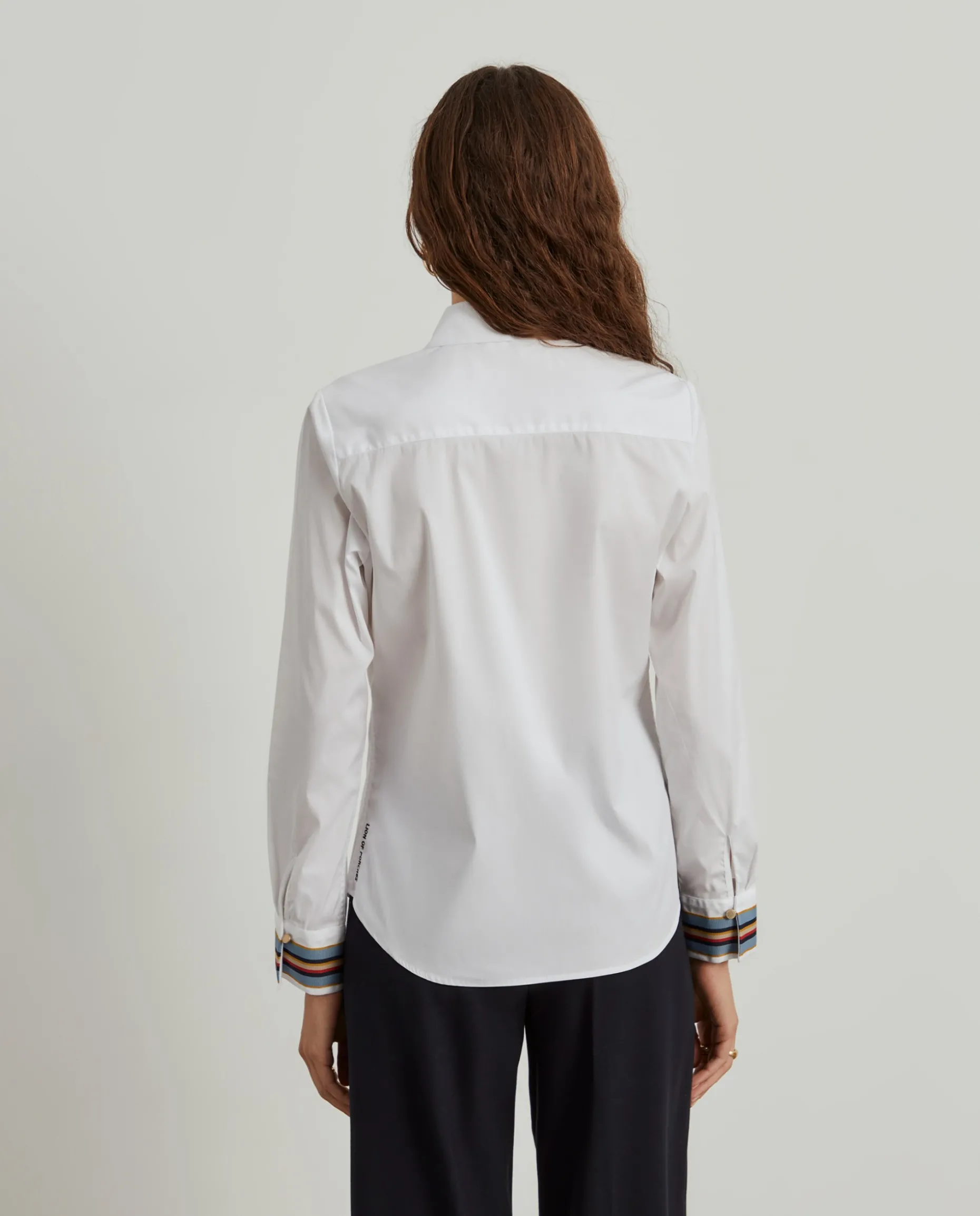 Camisa clássica com riscas nos punhos|LION OF PORCHES New
