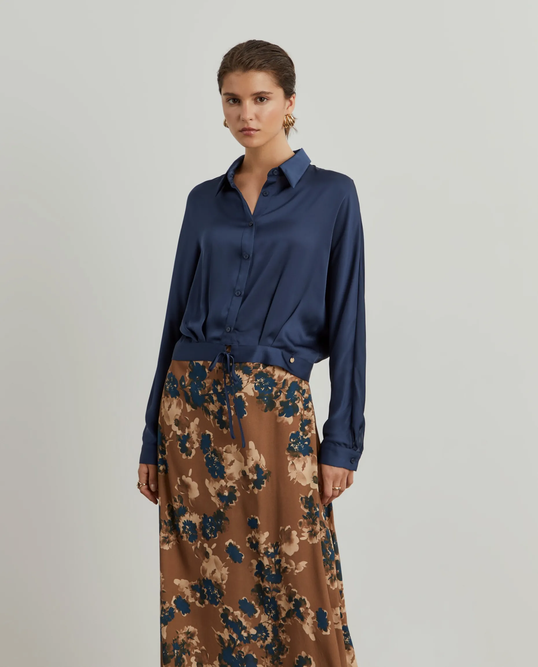 Camisa fluida acetinada|LION OF PORCHES Shop