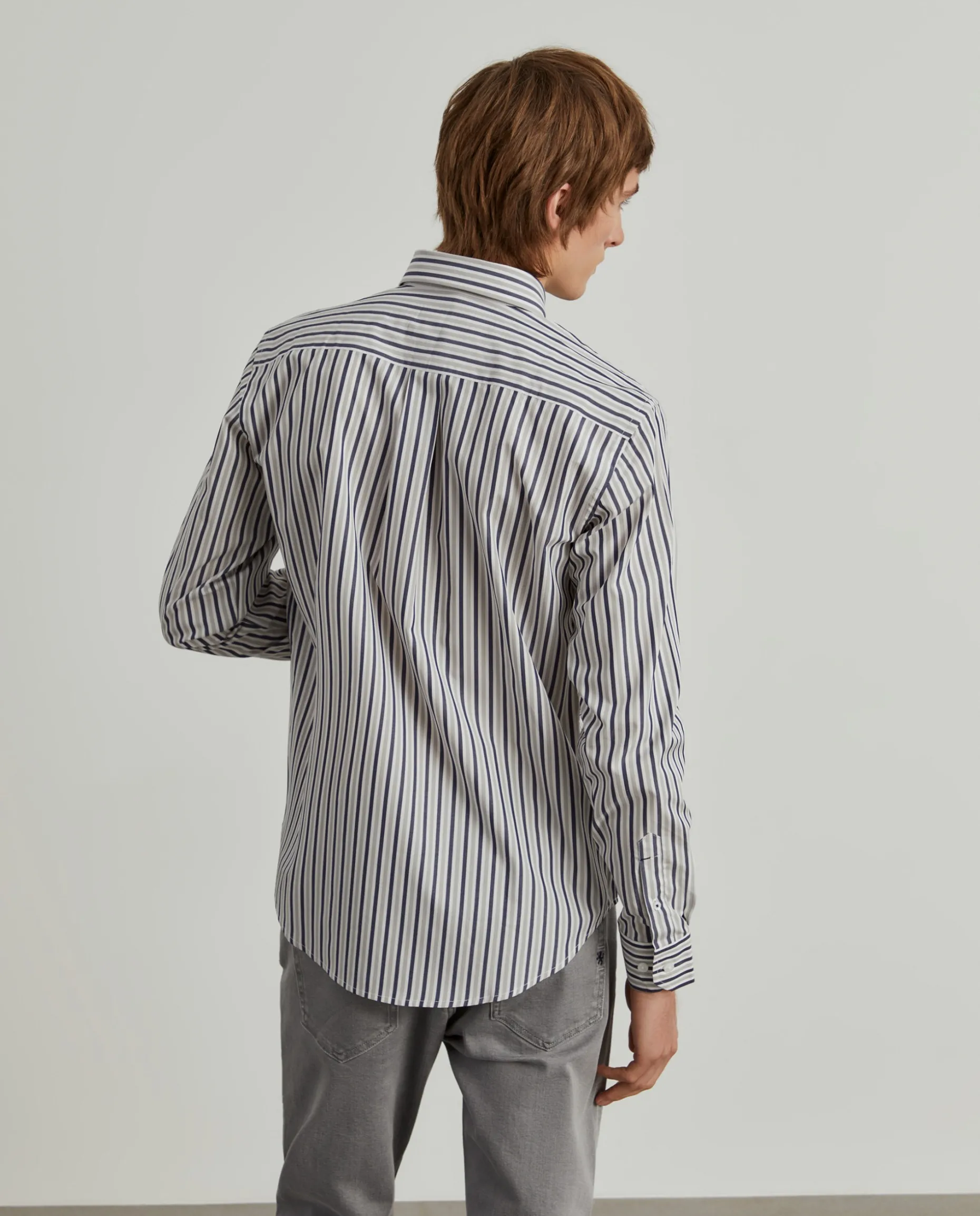 Camisa regular fit com padrão de riscas|LION OF PORCHES Online