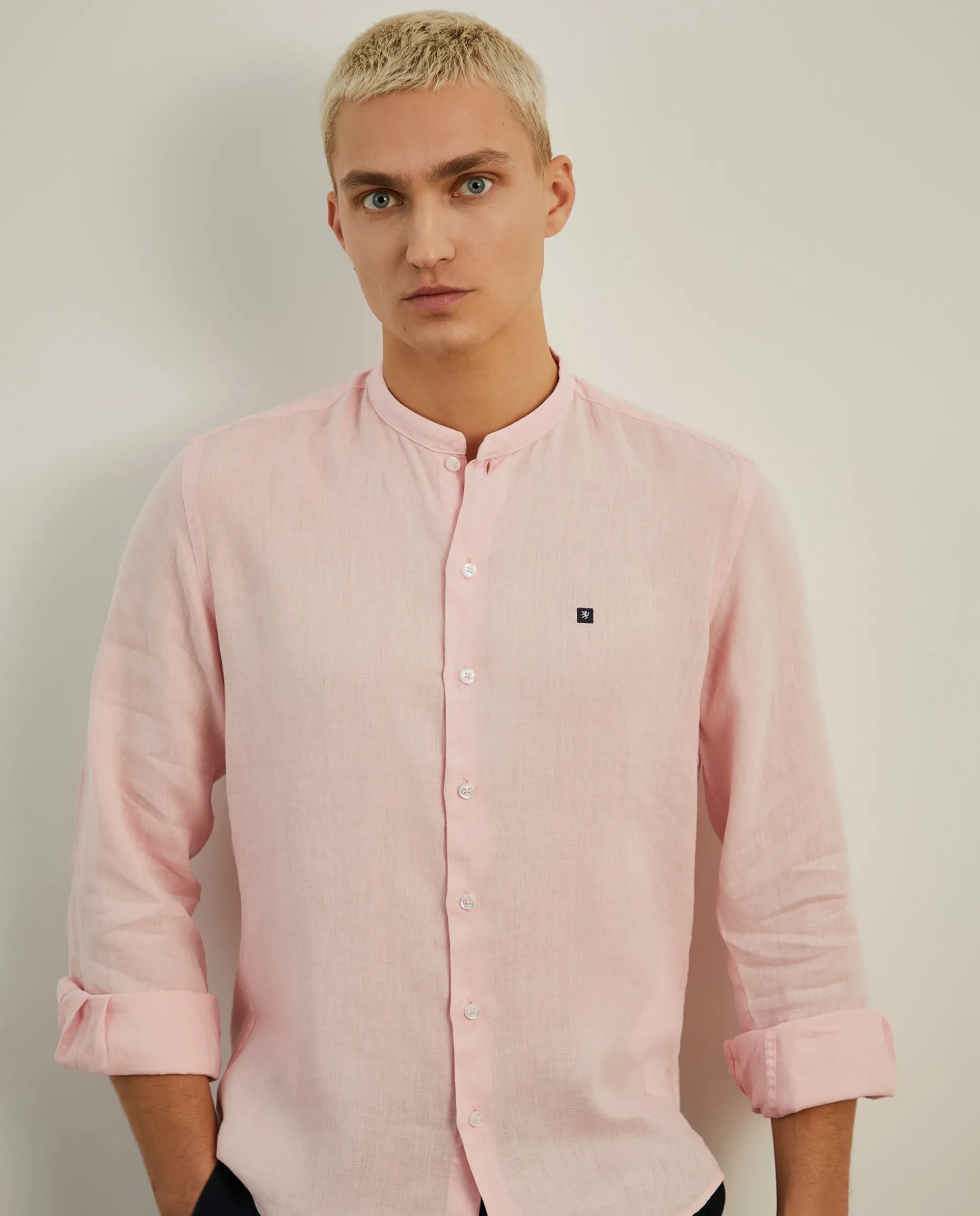Camisa slim fit em linho com gola mandarim|LION OF PORCHES Cheap