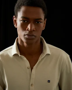 Camisa slim fit em malha piqué com carcela de polo|LION OF PORCHES Online