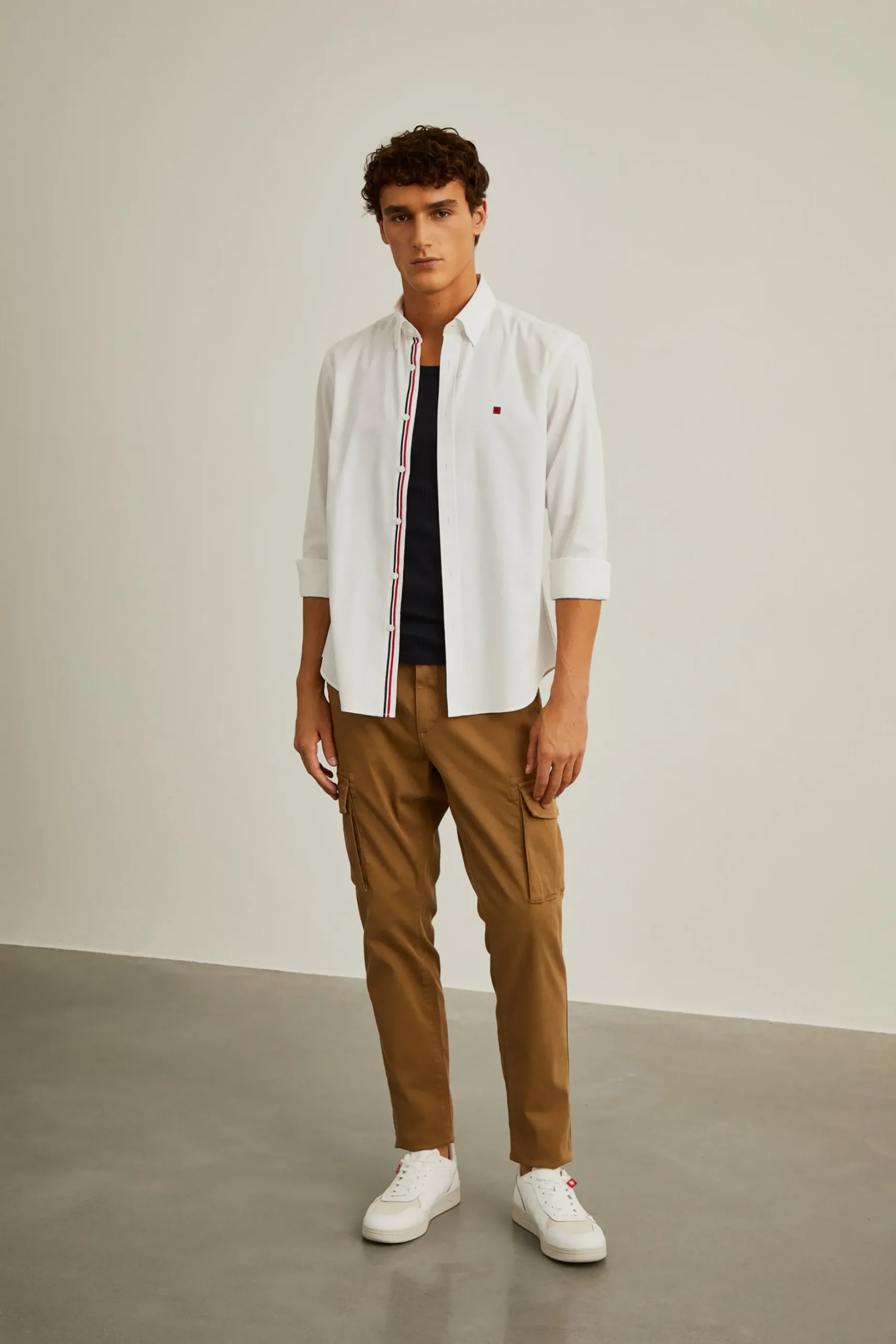 Camisa slim fit em sarja|LION OF PORCHES Best
