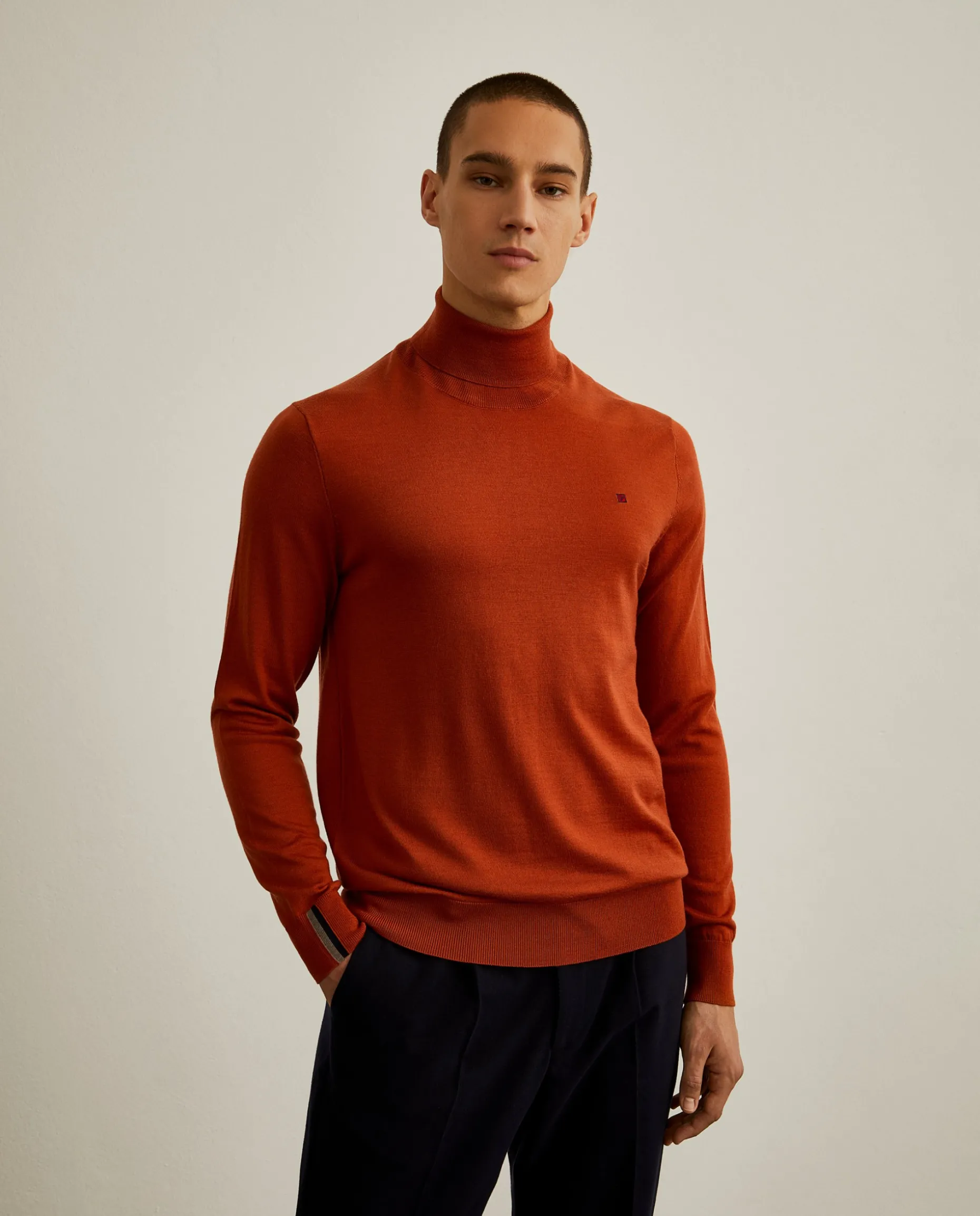 Camisola 100% lã merino com gola alta|LION OF PORCHES Online