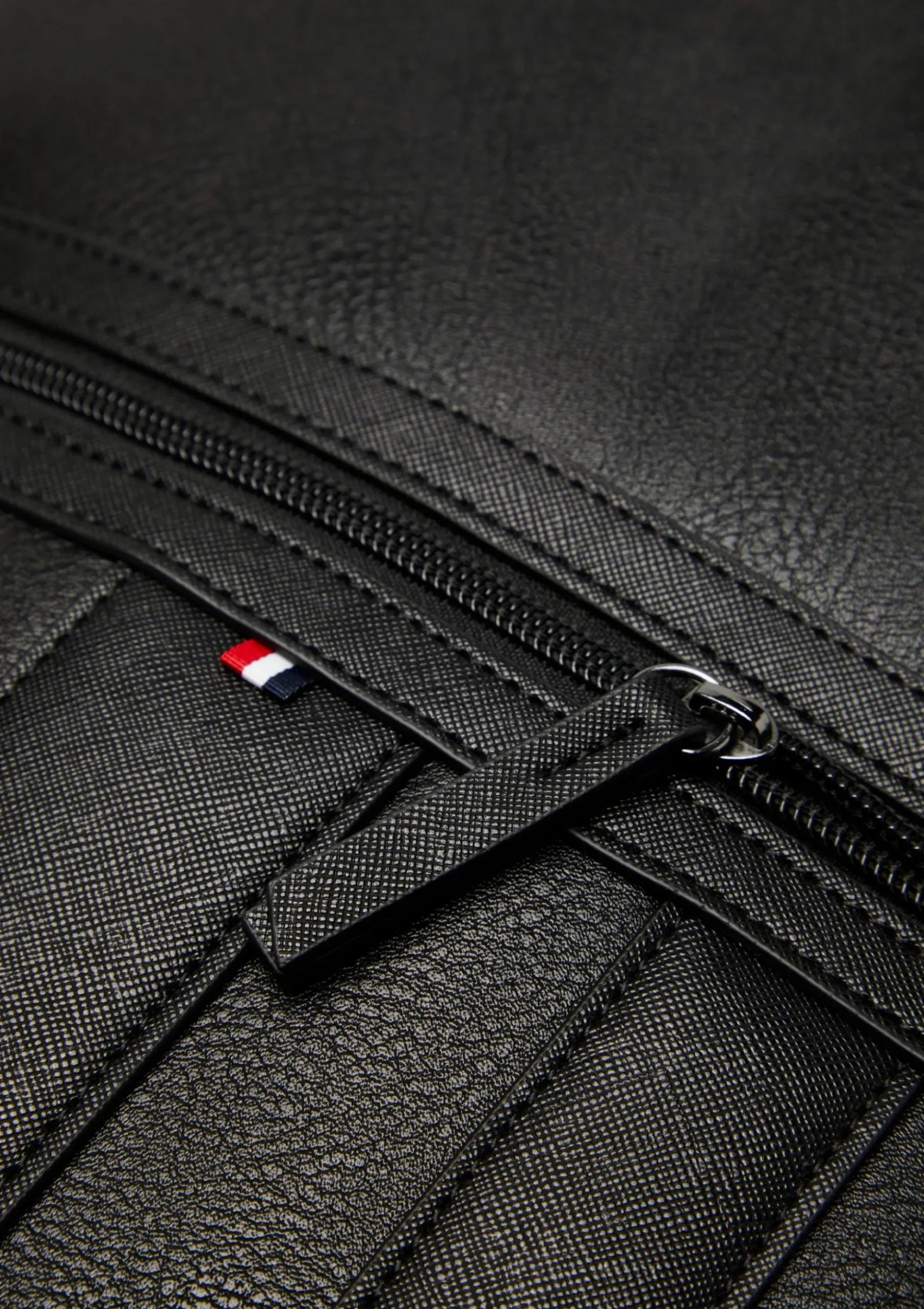 Mochila efeito pele|LION OF PORCHES Shop