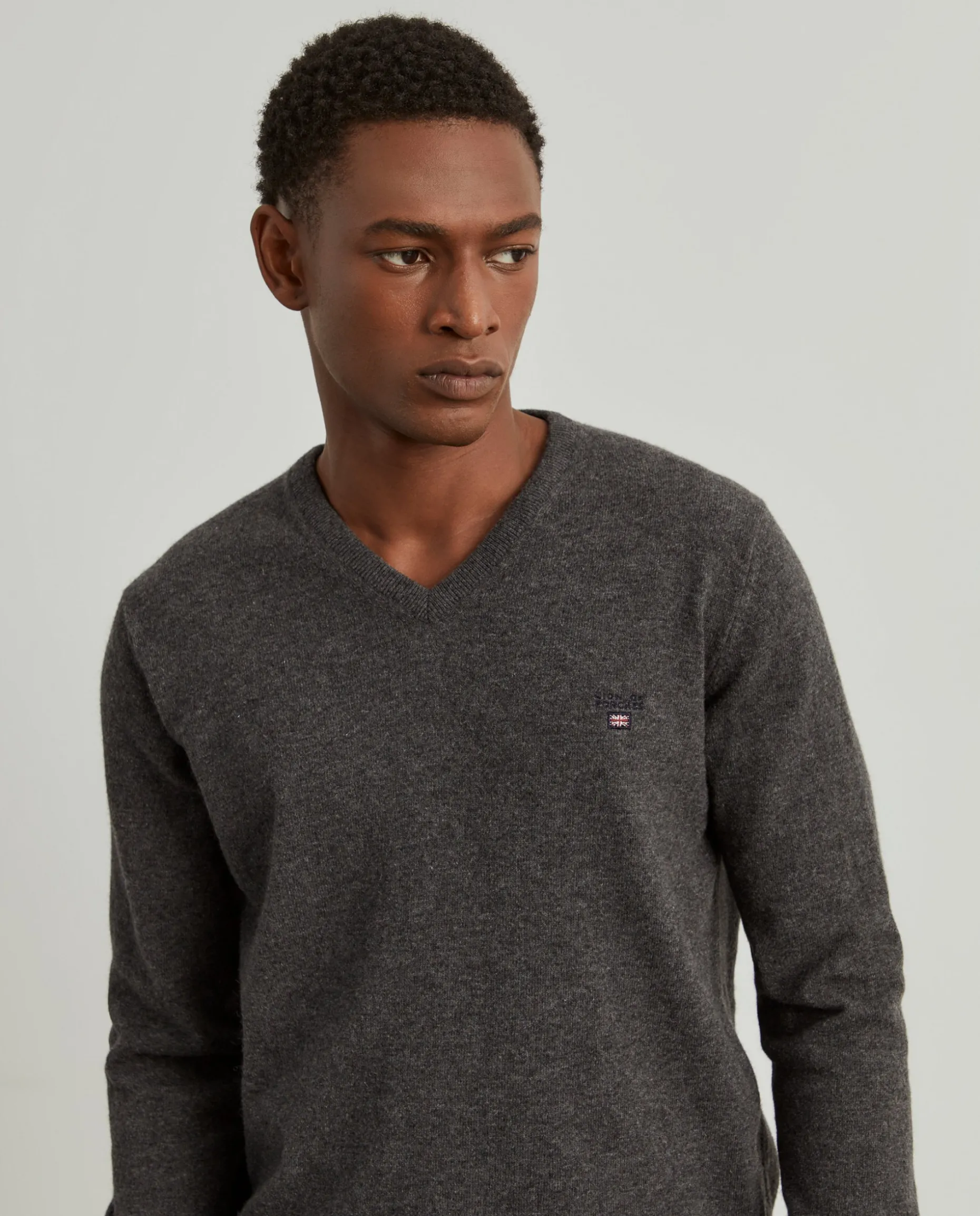 Pullover decote em V mistura de lã|LION OF PORCHES Fashion
