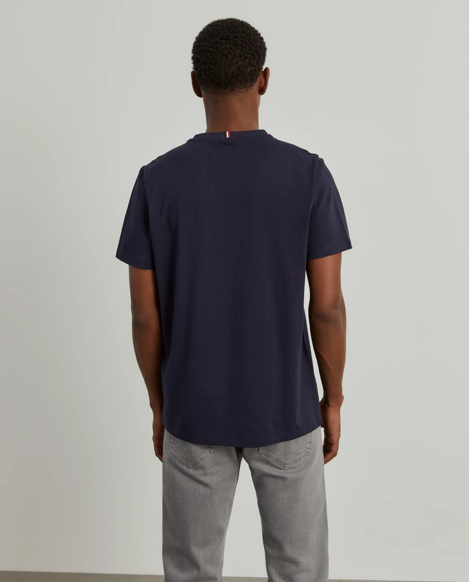 T-shirt básica de algodão|LION OF PORCHES Store